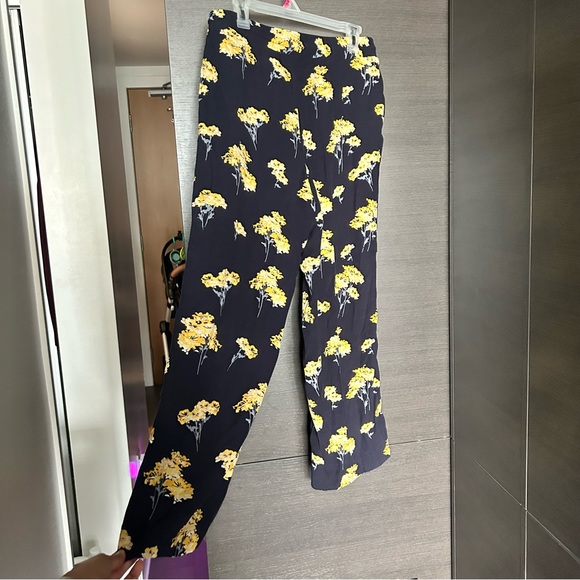 Loft floral pants size Small - Picture 5 of 6